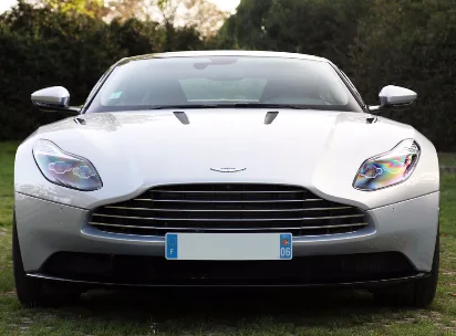 Aston Martin DB 11  LAUNCH EDITION